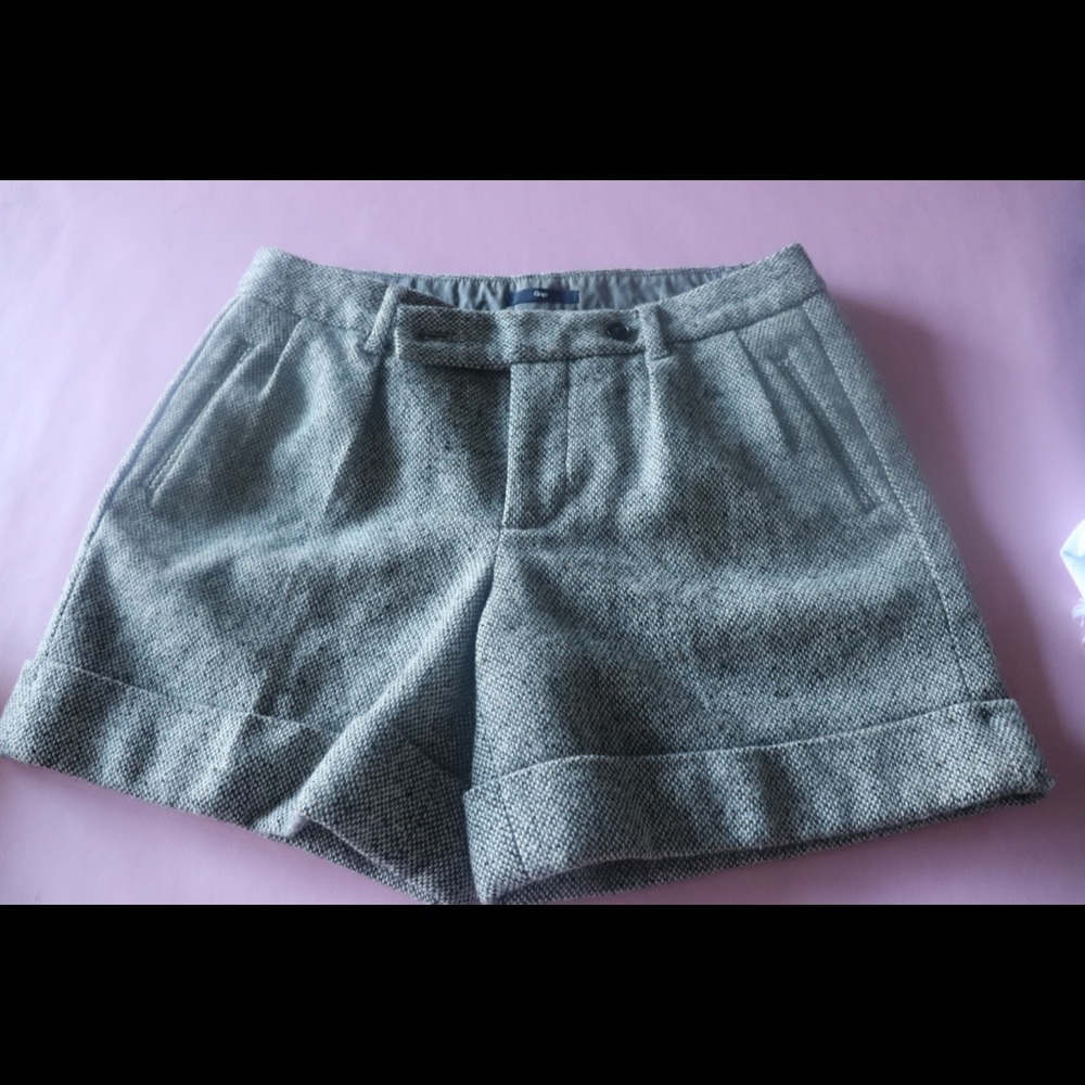 Gap shorts